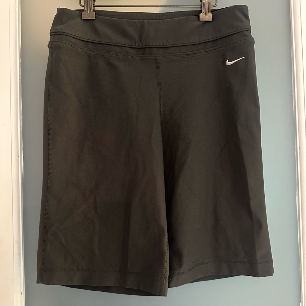 Nike Women's Athletic charcoal grey Shorts